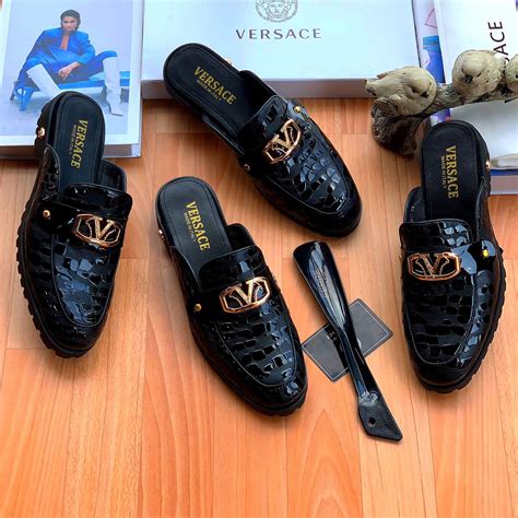 hausschuhe versace|Versace jeans men's shoes.